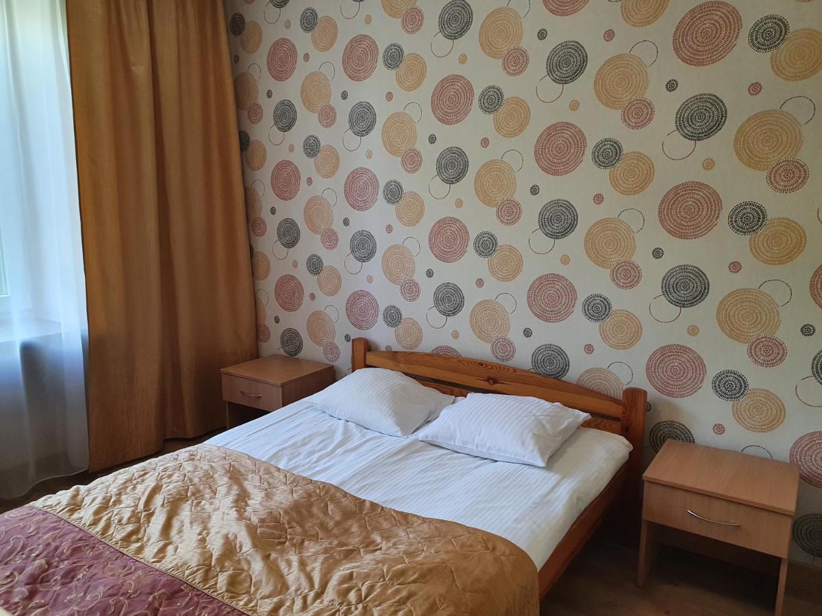 Hotel Iskra رشيشوف المظهر الخارجي الصورة