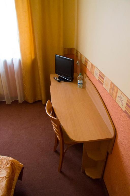 Hotel Iskra رشيشوف الغرفة الصورة